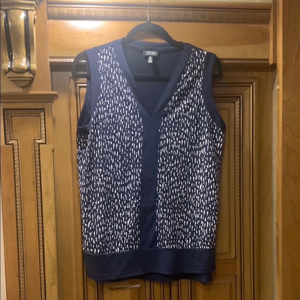 Jones New York Navy and White Sleeveless Top Size Large - Picture 1 of 6